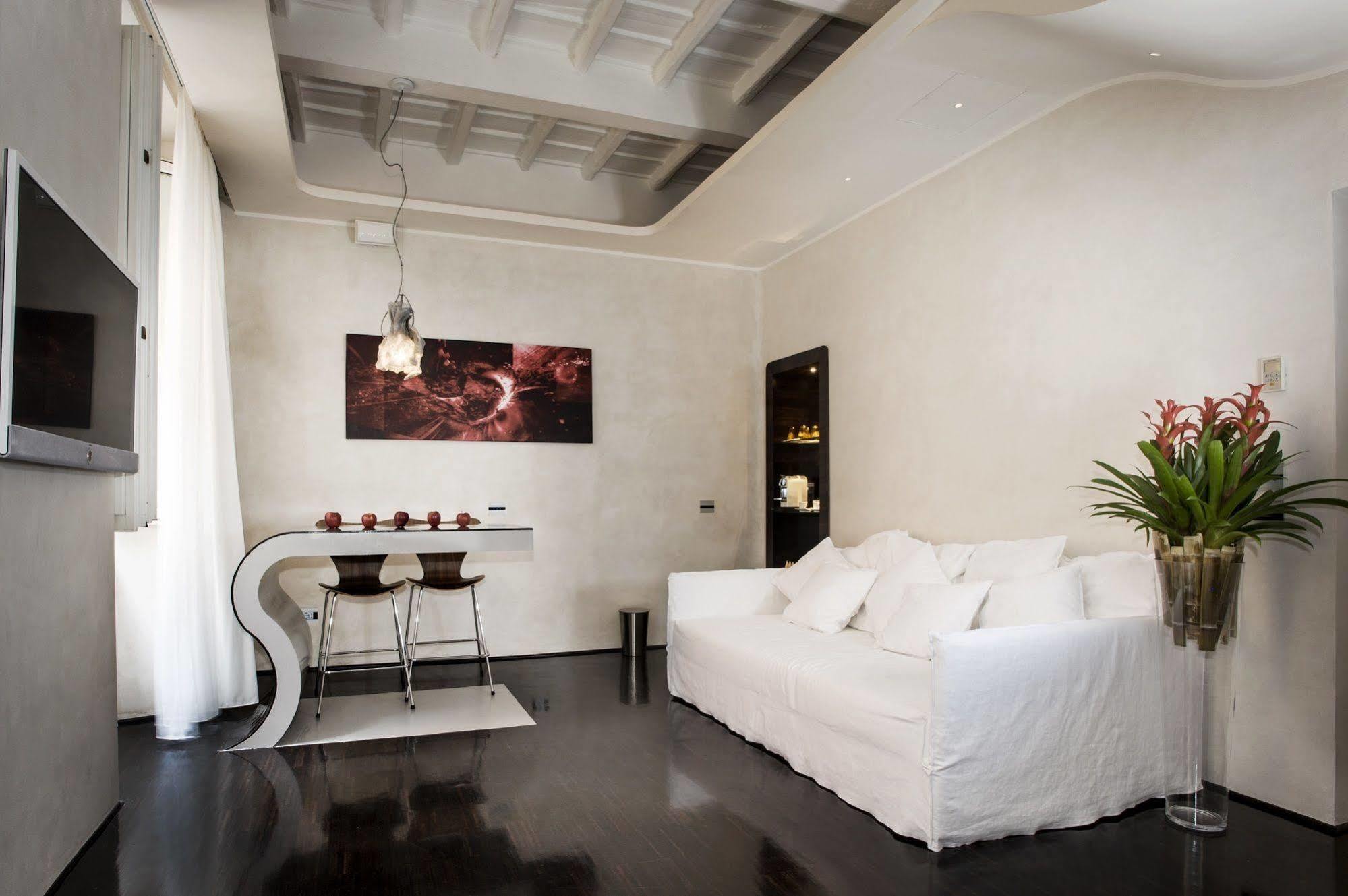 Sistina Luxury